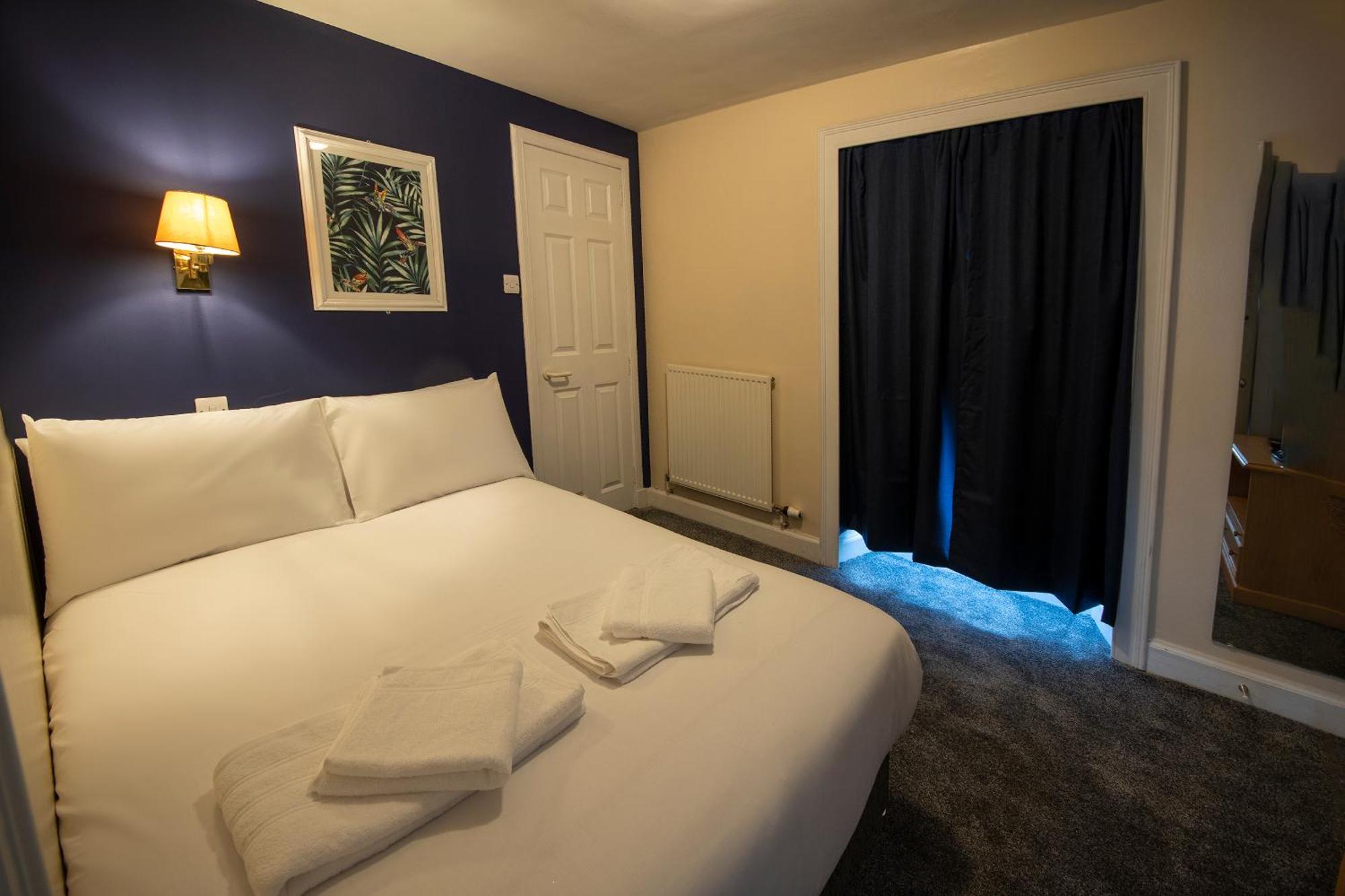 Douglas Arms Hotel カッスル・ダグラス 部屋 写真