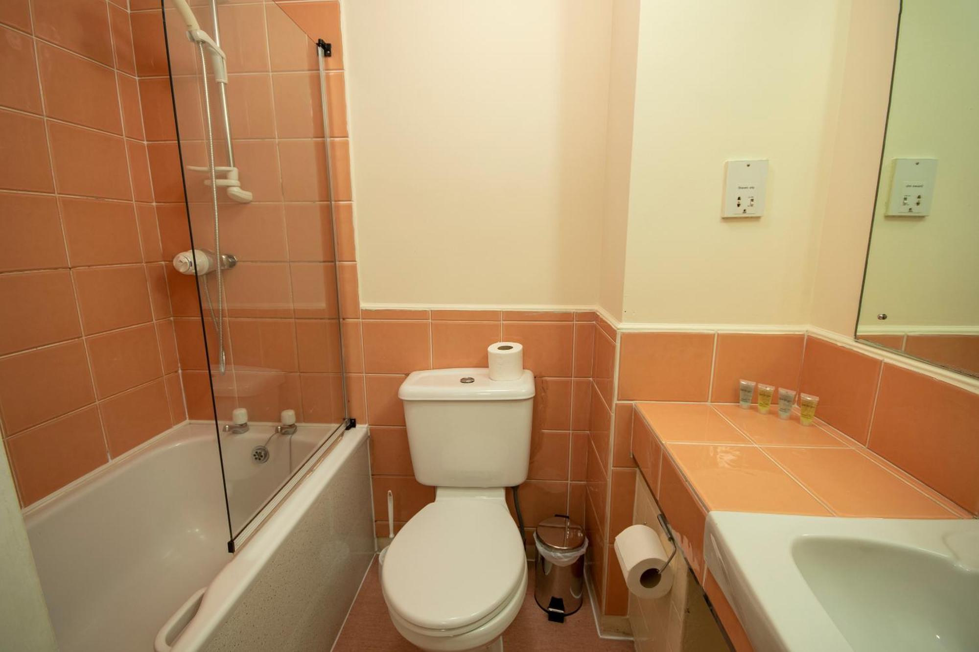 Douglas Arms Hotel カッスル・ダグラス 部屋 写真