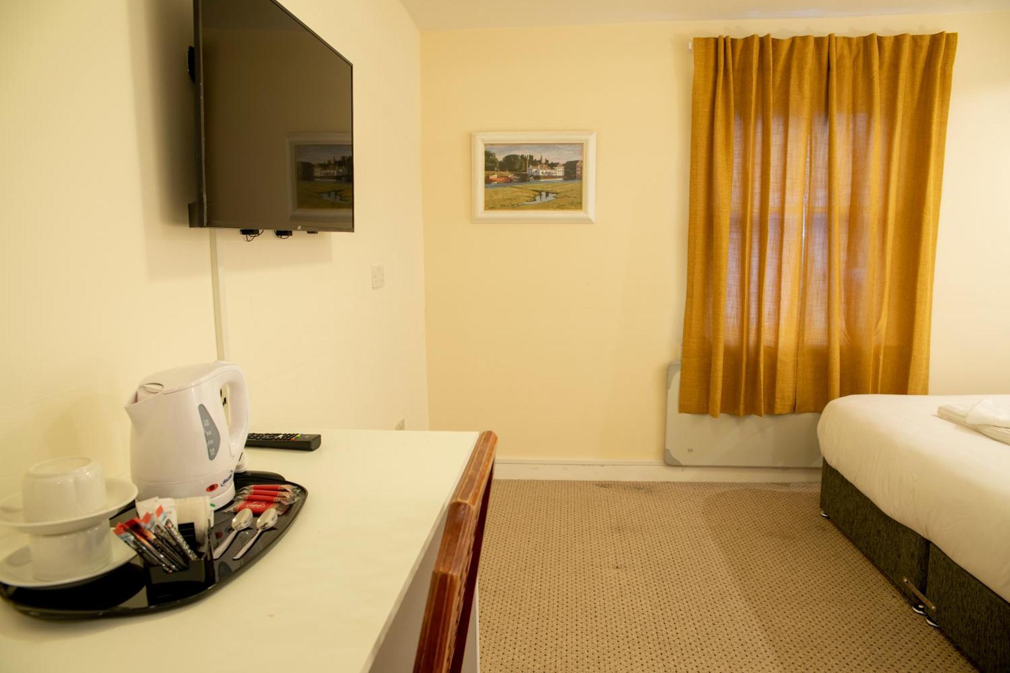 Douglas Arms Hotel カッスル・ダグラス 部屋 写真