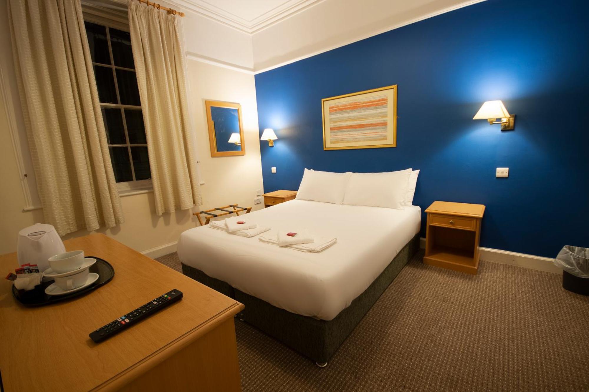 Douglas Arms Hotel カッスル・ダグラス 部屋 写真