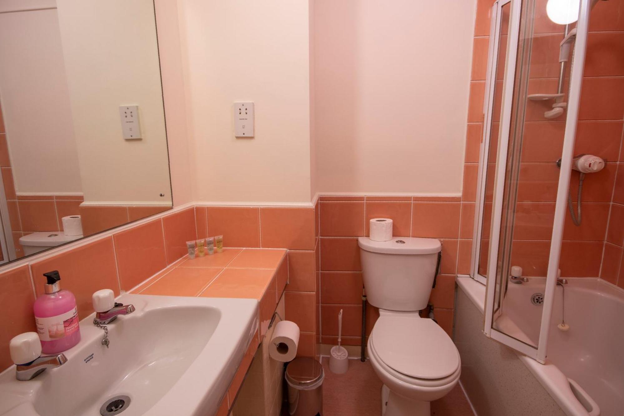 Douglas Arms Hotel カッスル・ダグラス 部屋 写真