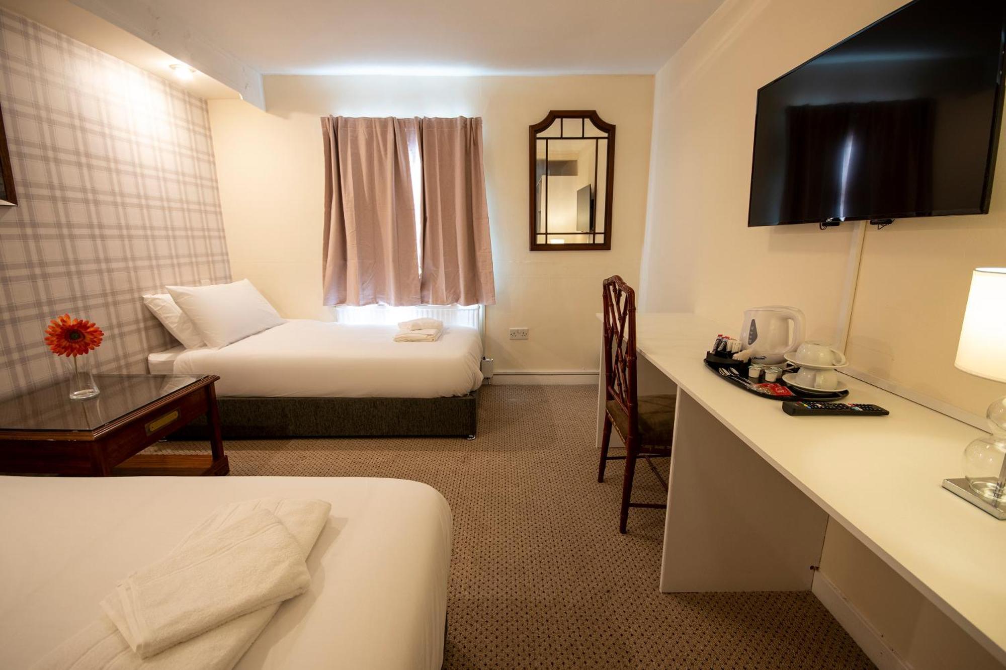 Douglas Arms Hotel カッスル・ダグラス 部屋 写真