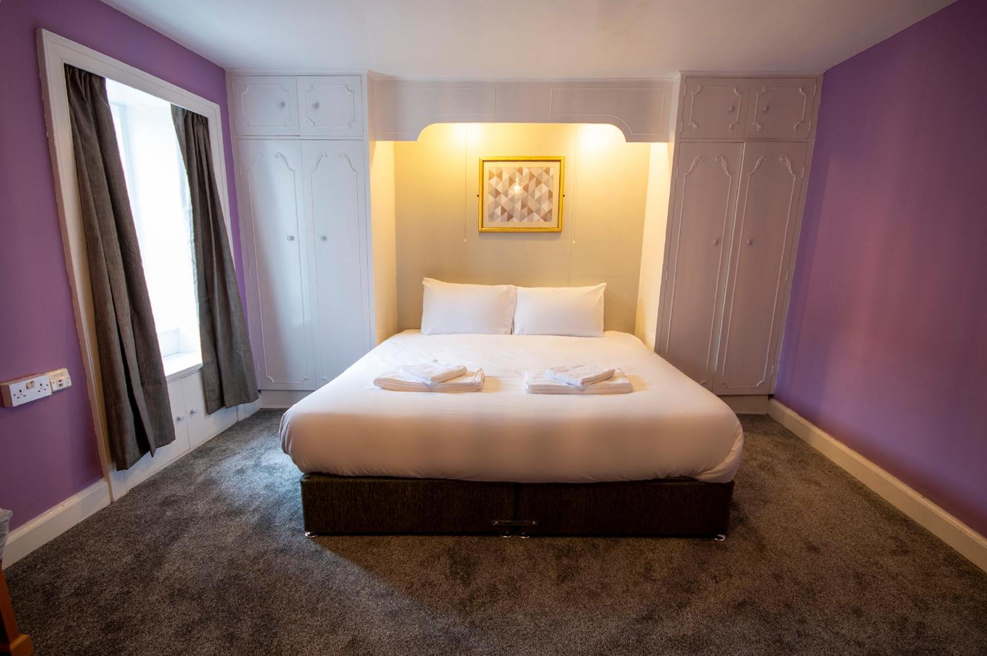 Douglas Arms Hotel カッスル・ダグラス 部屋 写真