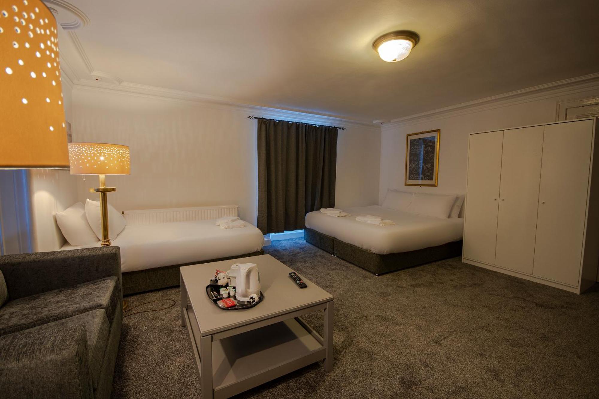 Douglas Arms Hotel カッスル・ダグラス 部屋 写真